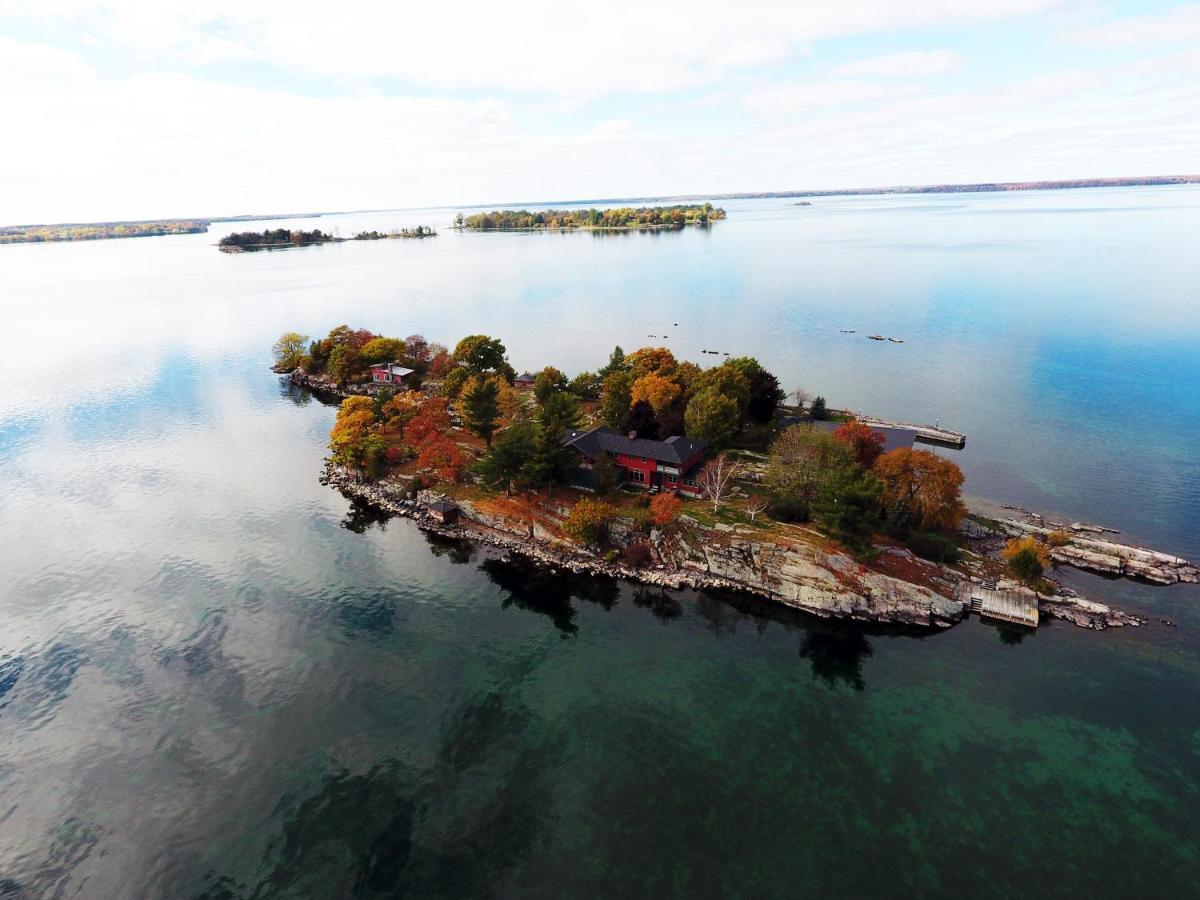Whiskey River Cottages Formerly Seaway Slips Клейтън Екстериор снимка