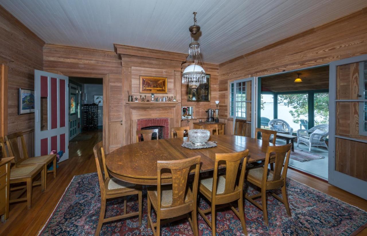 Whiskey River Cottages Formerly Seaway Slips Клейтън Екстериор снимка